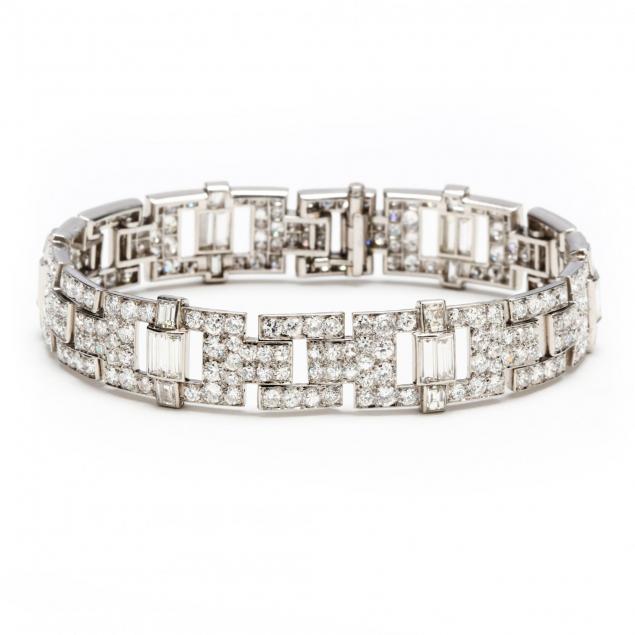 platinum-and-diamond-bracelet-french