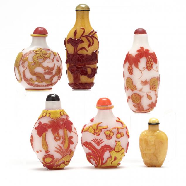 six-chinese-snuff-bottles