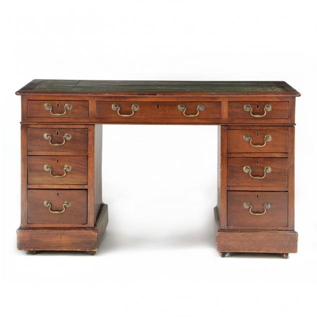 antique-english-kneehole-desk