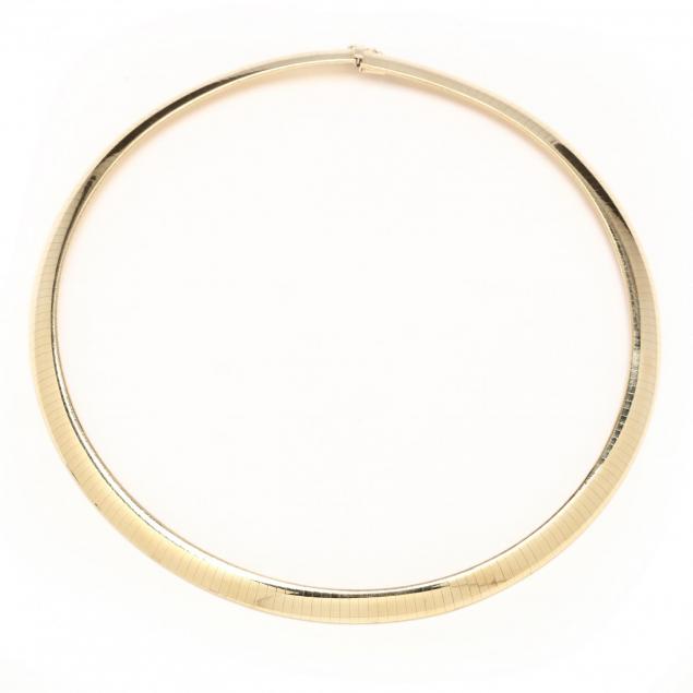 14kt-yellow-gold-omega-necklace