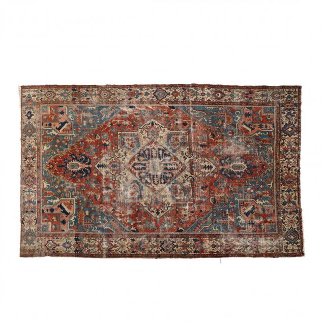 persian-serapi-carpet