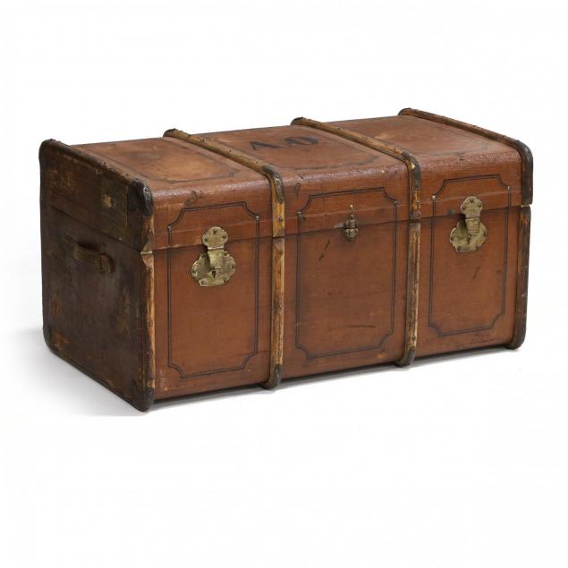 antique-painted-canvas-trunk