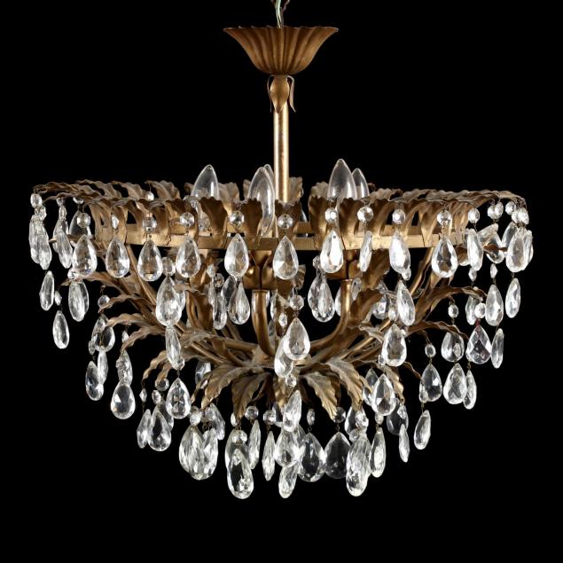 vintage-neoclassical-style-chandelier