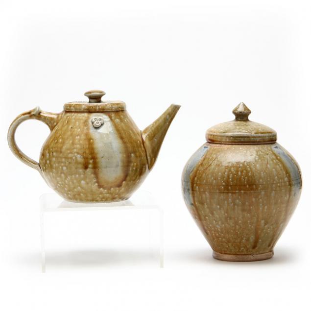 two-lidded-vessels-by-mark-hewitt