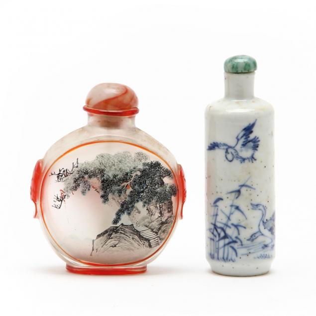 two-chinese-snuff-bottles