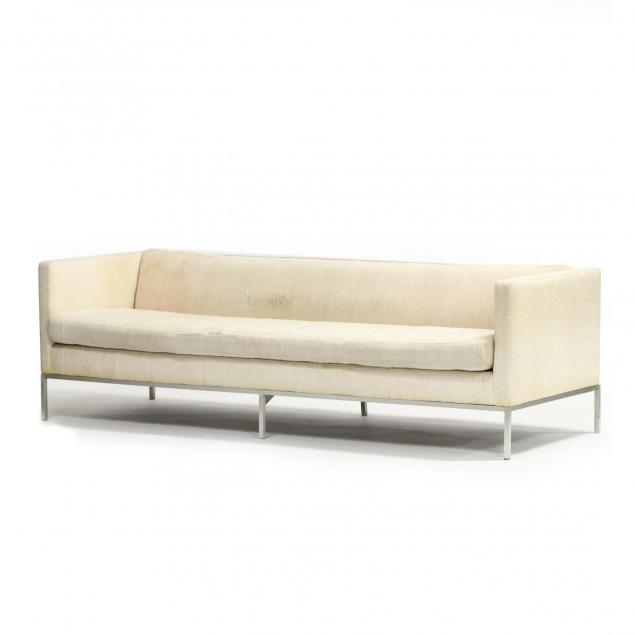 florence-knoll-modernist-sofa