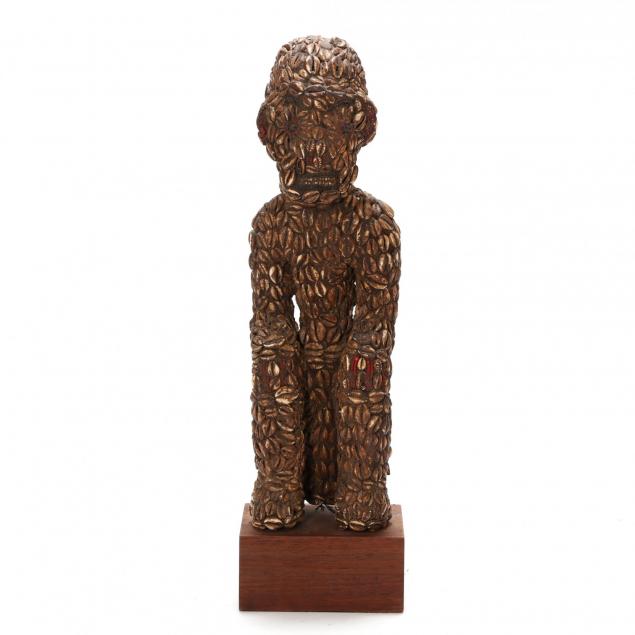 cameroon-bamileke-cowrie-covered-statue