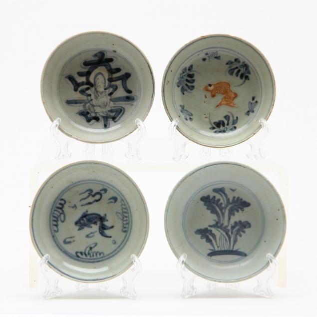 four-chinese-blue-and-white-dishes