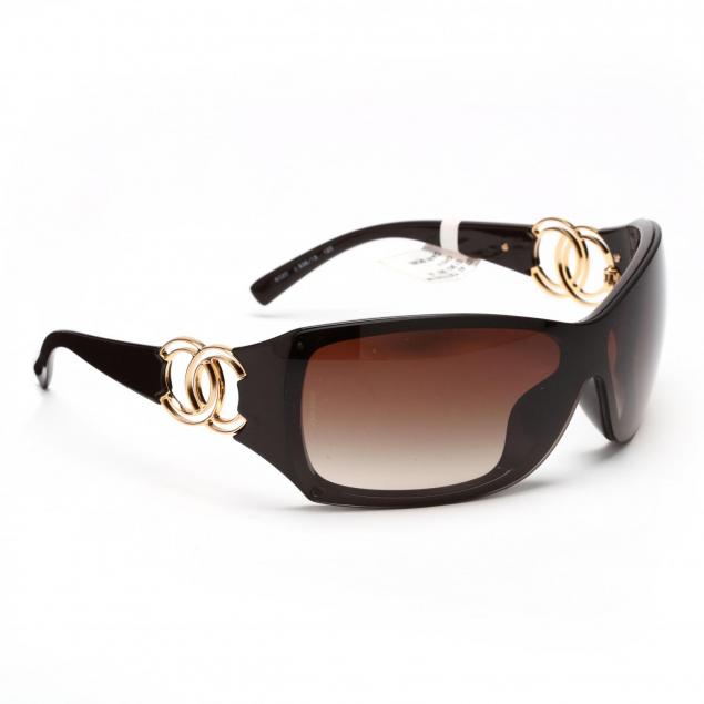 Chanel - Sunglasses. Auction