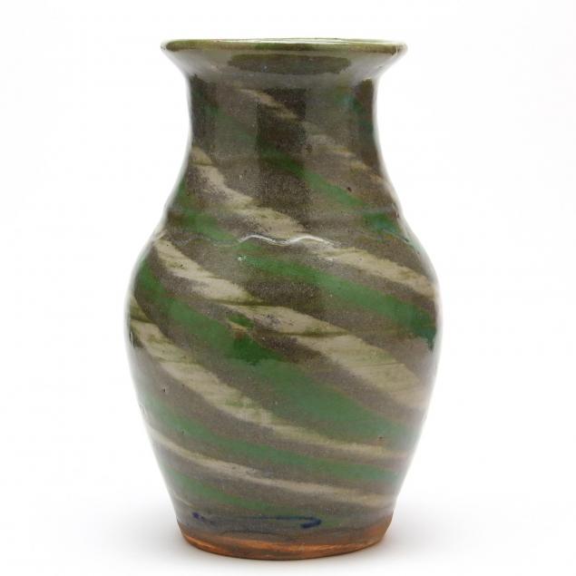 nc-pottery-burlon-craig-vase