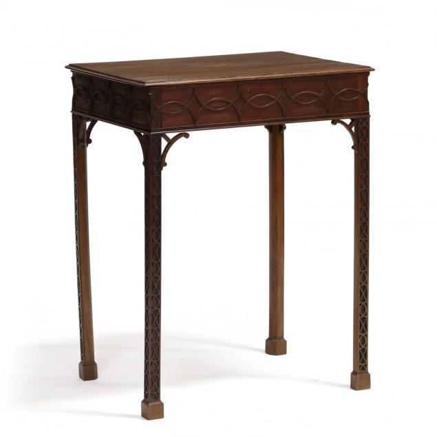 chinese-chippendale-style-tea-table