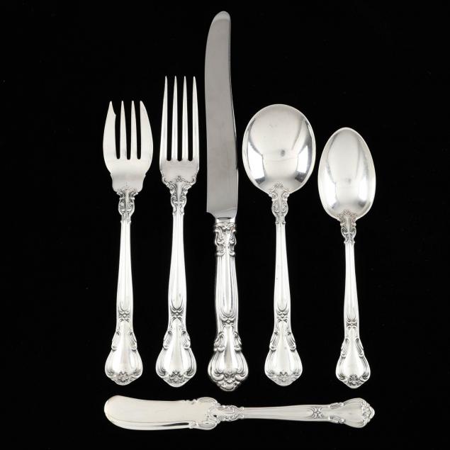 gorham-chantilly-sterling-silver-flatware-set