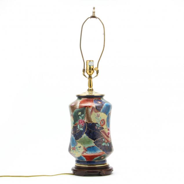 chinese-export-style-tobacco-leaf-table-lamp