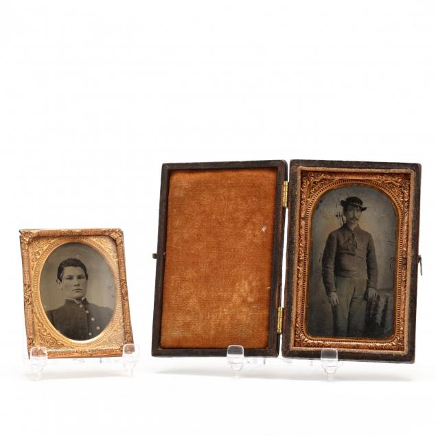 two-union-soldier-tintypes-with-identification-clues