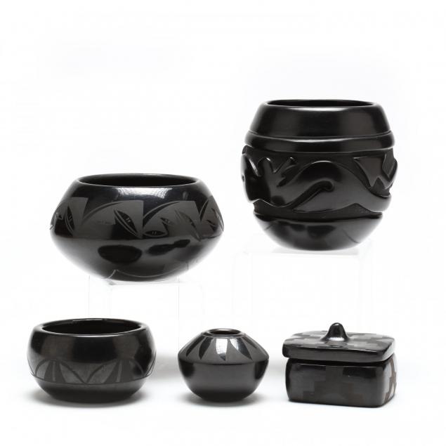 four-santa-clara-blackware-pieces