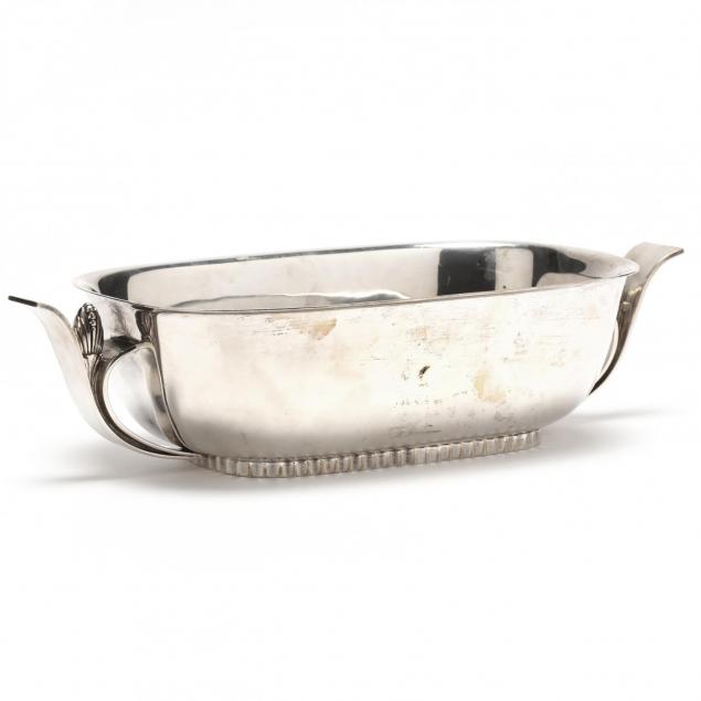 a-very-fine-american-art-deco-sterling-silver-centerpiece