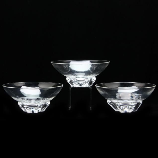 steuben-set-of-three-bowls