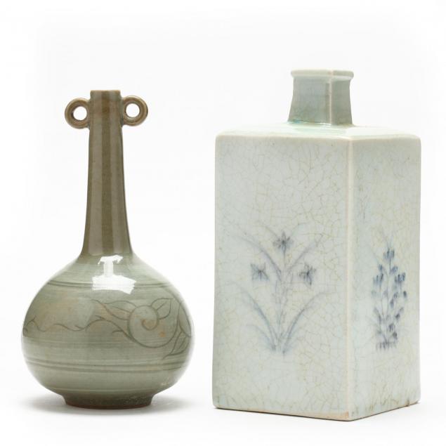 two-asian-vases