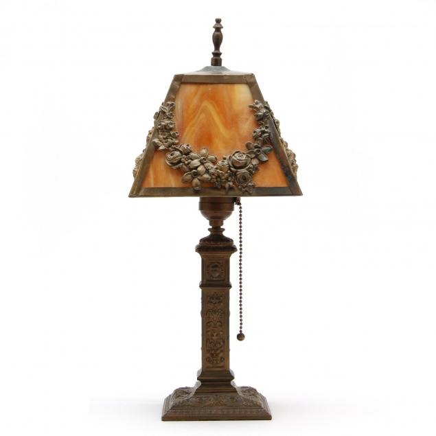 vintage-slag-glass-boudoir-lamp