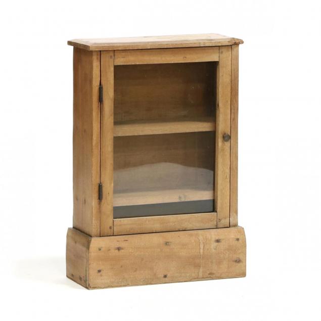 antique-diminutive-display-cabinet