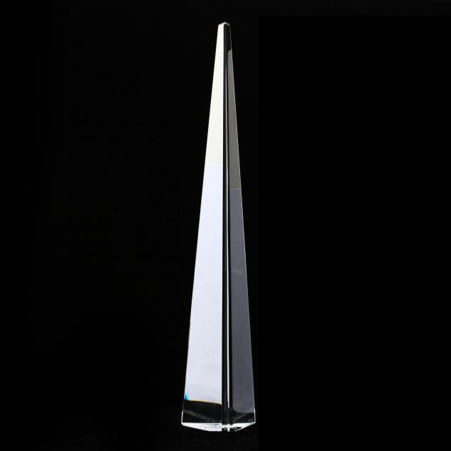 baccarat-crystal-obelisk