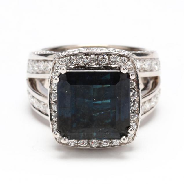 18kt-white-gold-blue-tourmaline-and-diamond-ring