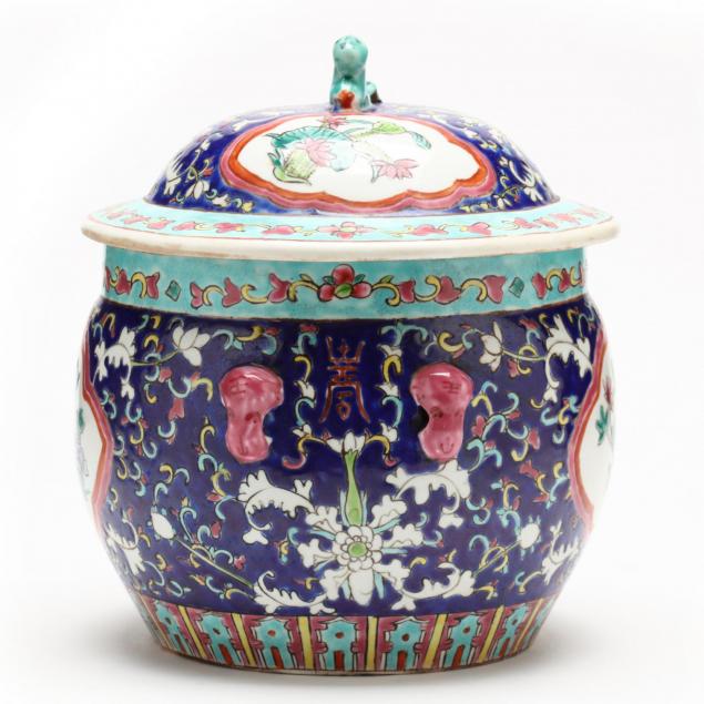 peranakan-chinese-straits-porcelain-covered-jar