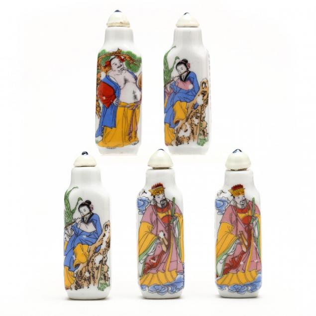 five-chinese-porcelain-snuff-bottles