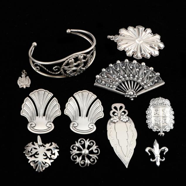 eleven-pieces-of-sterling-silver-jewelry