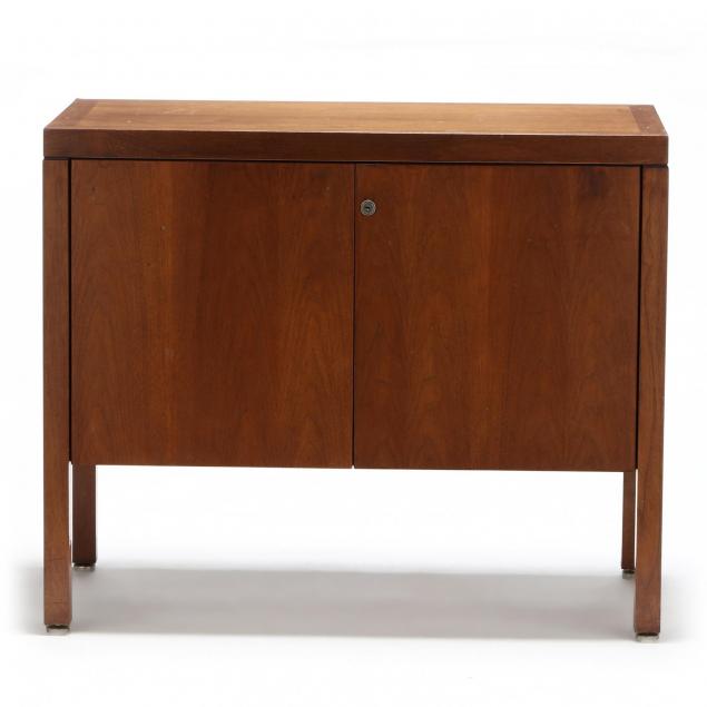 american-mid-century-credenza