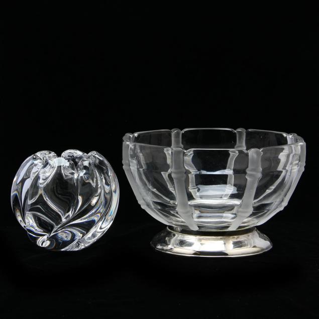 two-modern-glass-bowls