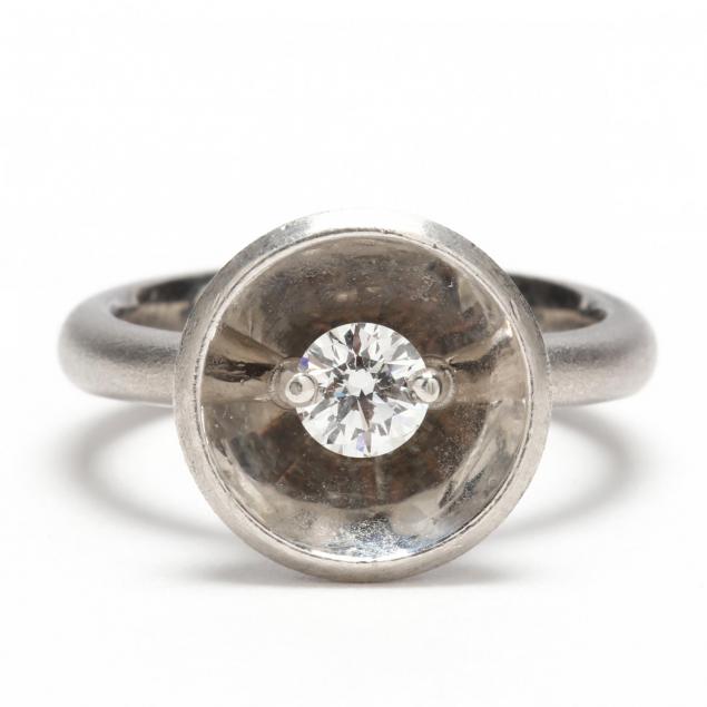 platinum-and-diamond-ring-jewelsmith