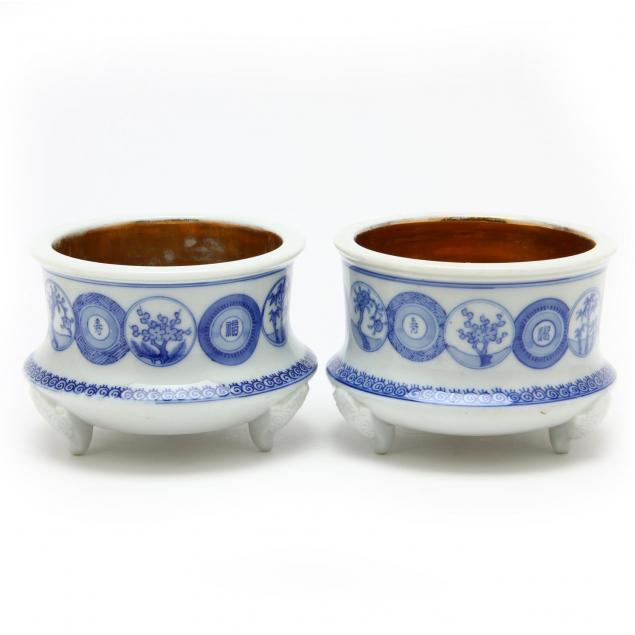 pair-of-chinese-cache-pots