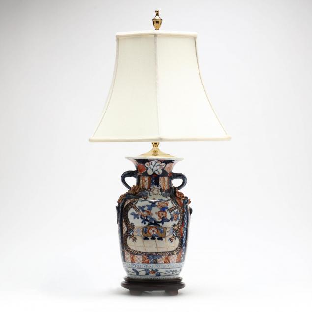 a-japanese-imari-style-table-lamp