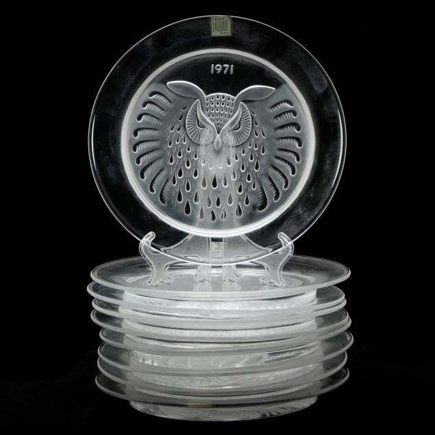 lalique-set-of-nine-annual-plates