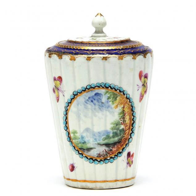 18th-century-worcester-porcelain-lidded-urn