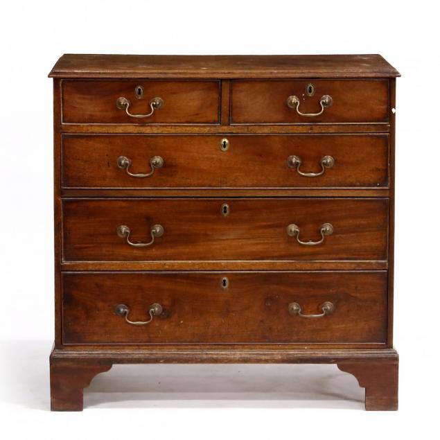 george-iii-bachelor-chest-of-drawers