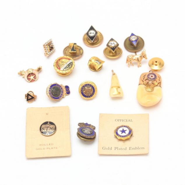 assorted-lapel-pins-and-charm