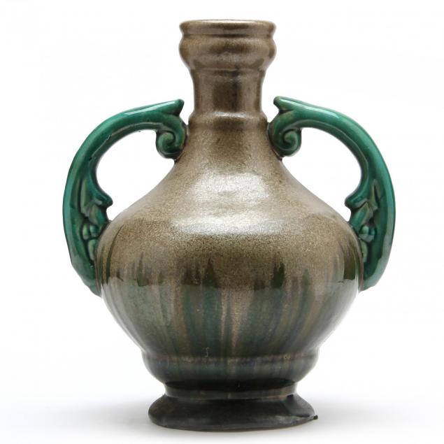 art-deco-style-double-handled-vase