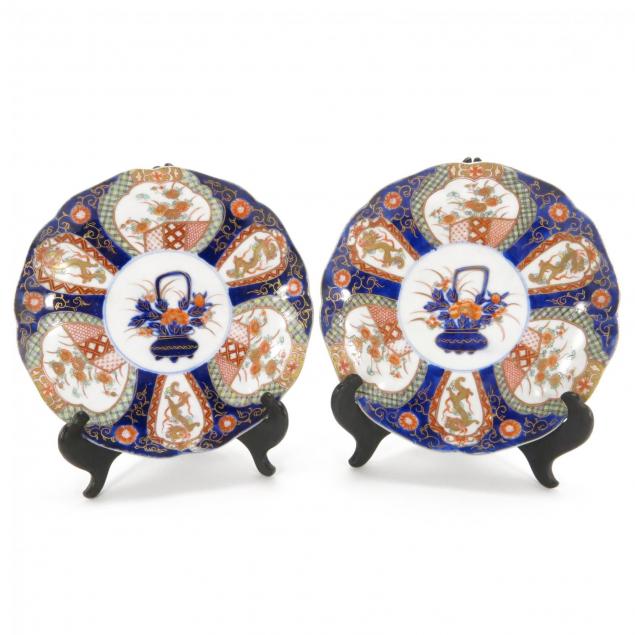 pair-of-japanese-imari-plates