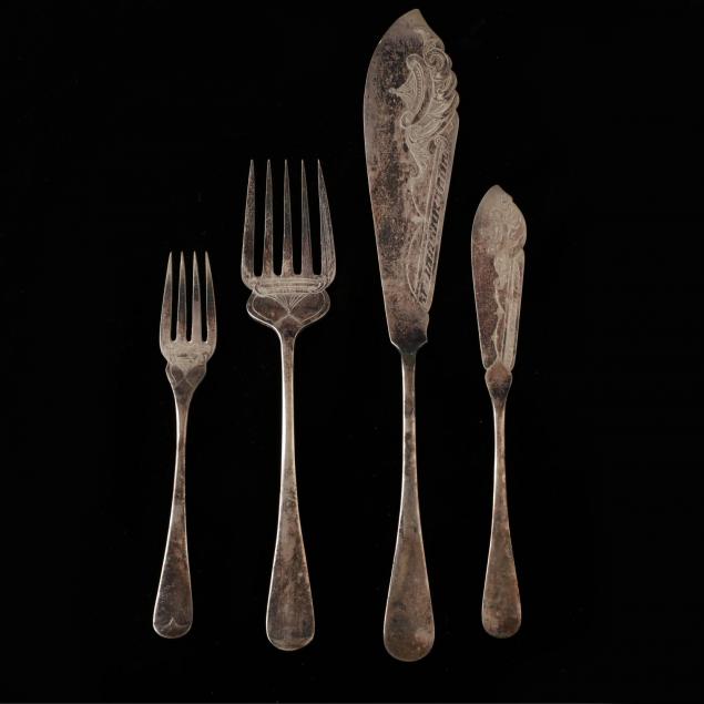 walker-hall-sheffield-silverplate-fish-serving-set