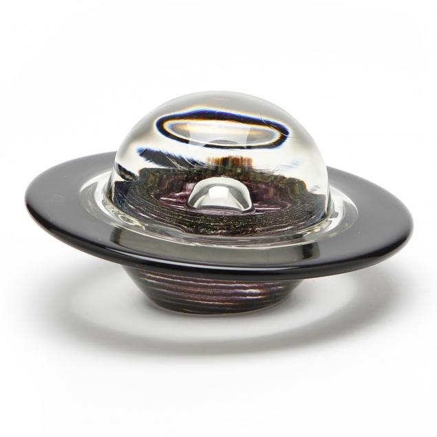 correia-art-glass-paperweight