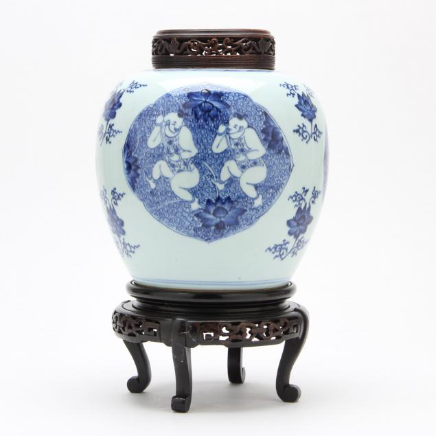 a-chinese-blue-and-white-ginger-jar