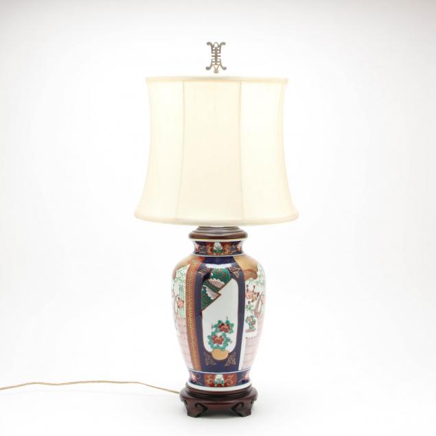 asian-style-table-lamp