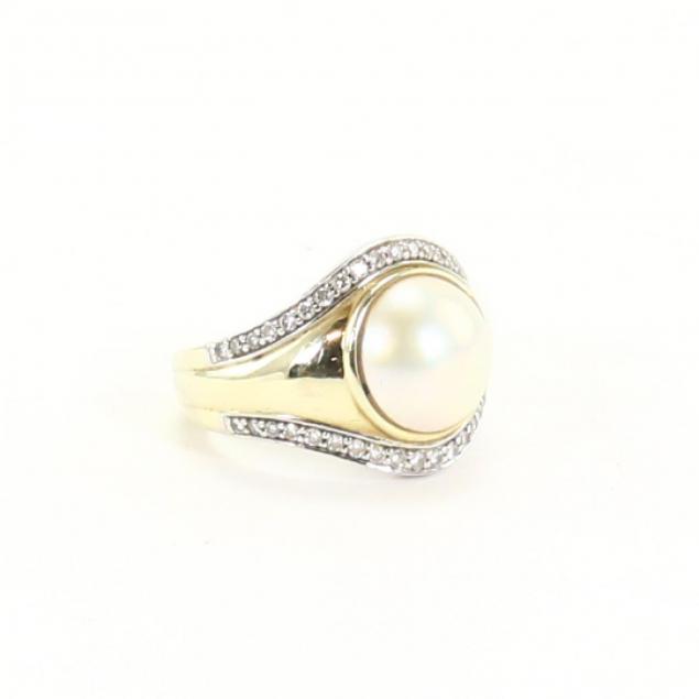 14kt-mabe-pearl-and-diamond-ring