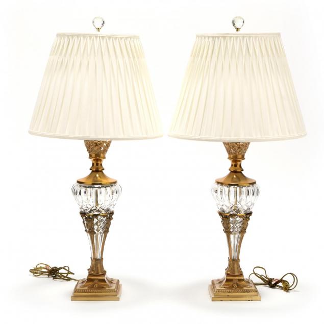 pair-of-neoclassical-style-table-lamps