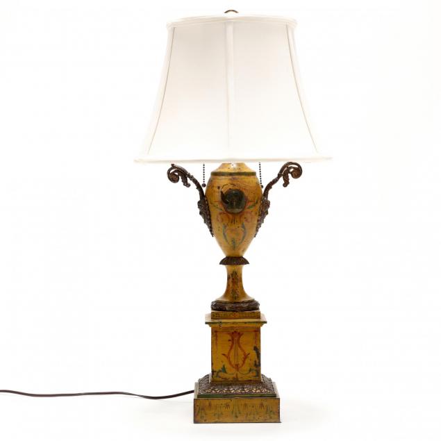 antique-toleware-table-lamp