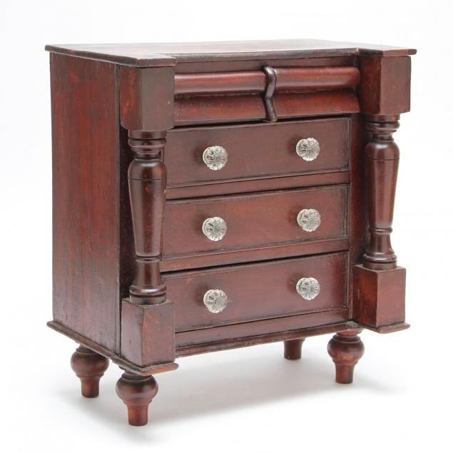 american-classical-child-s-chest-of-drawers