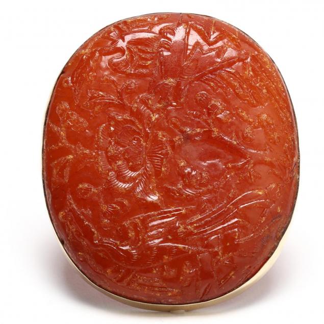 14kt-carved-amber-pendant