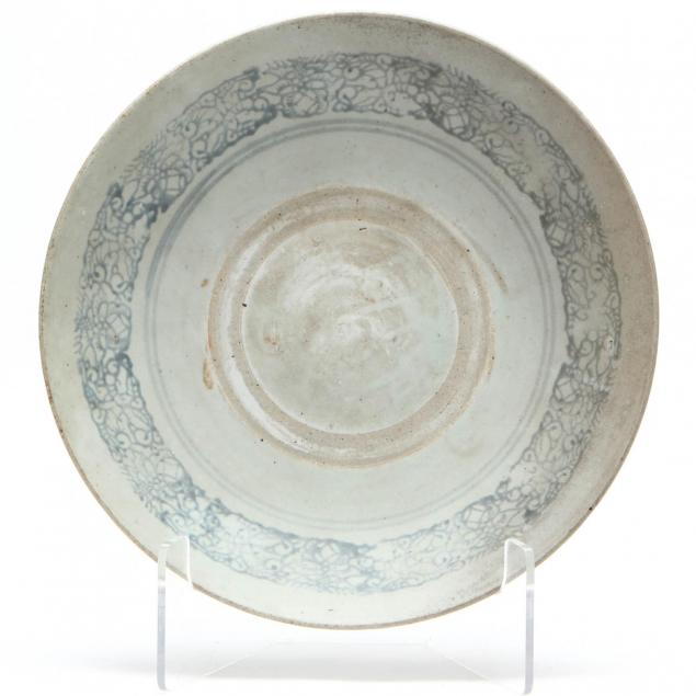 chinese-porcelain-stamped-decoration-dish